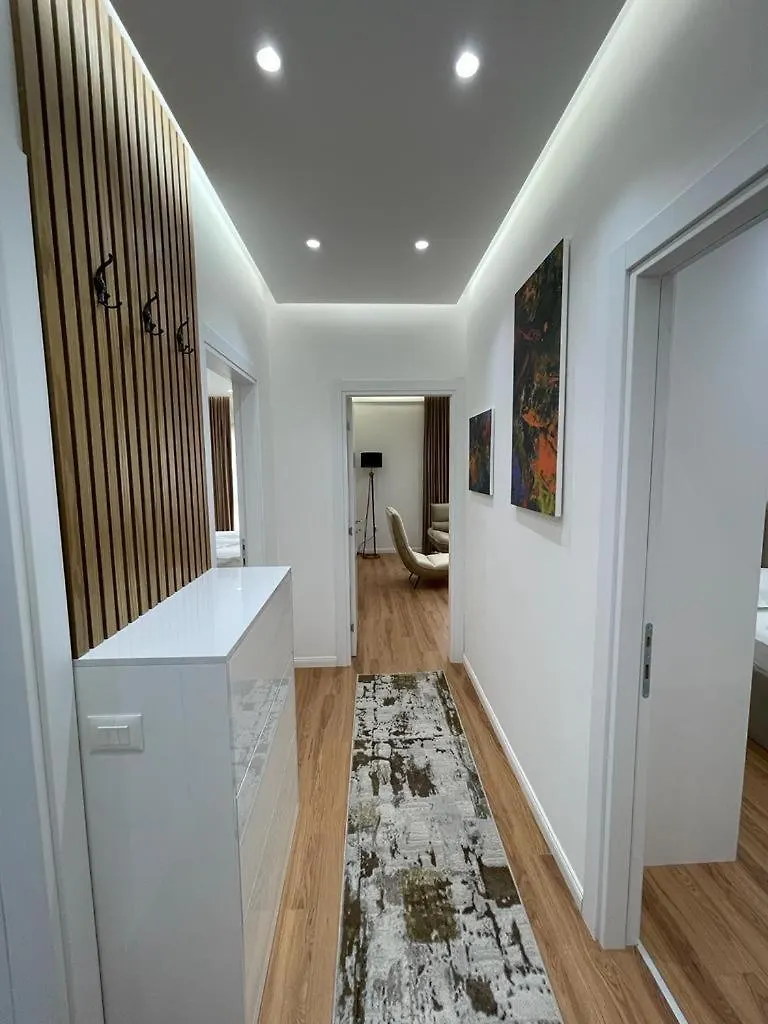Arlis New Apartment Tirana 0*,