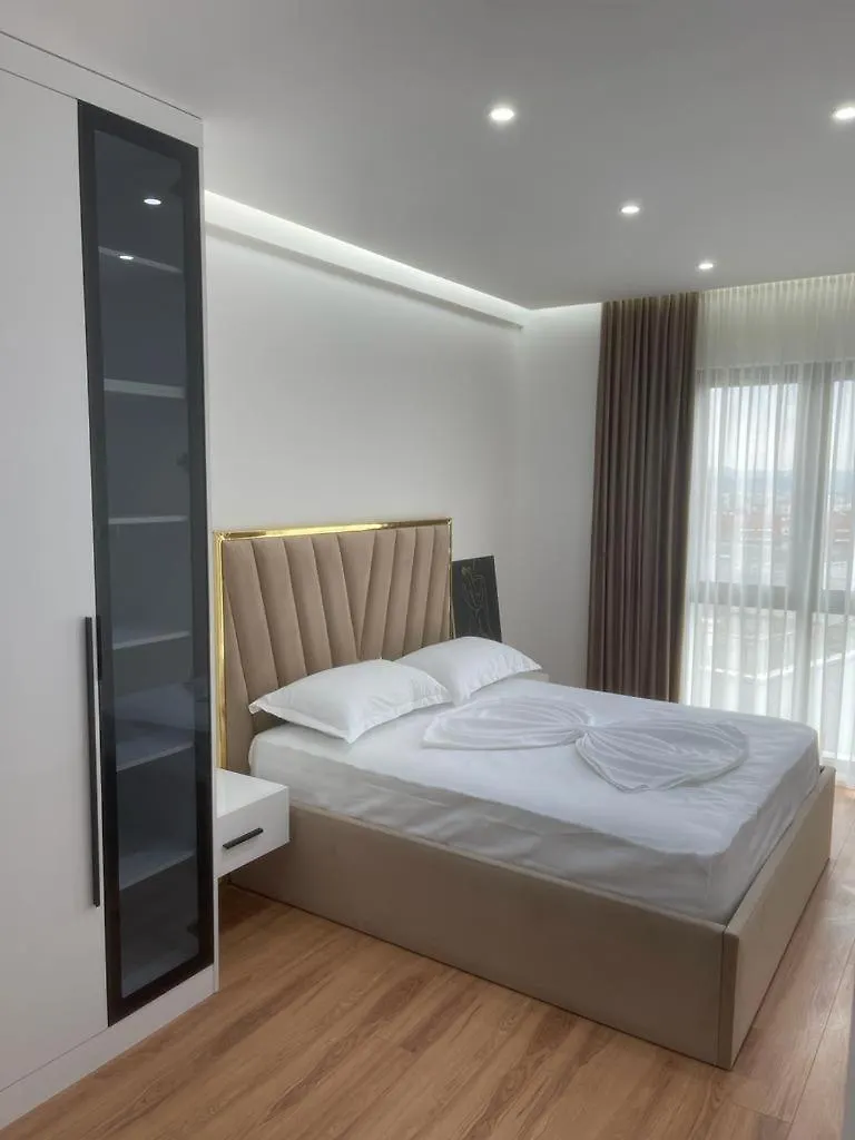 טיראנה Arlis New Apartment אלבניה